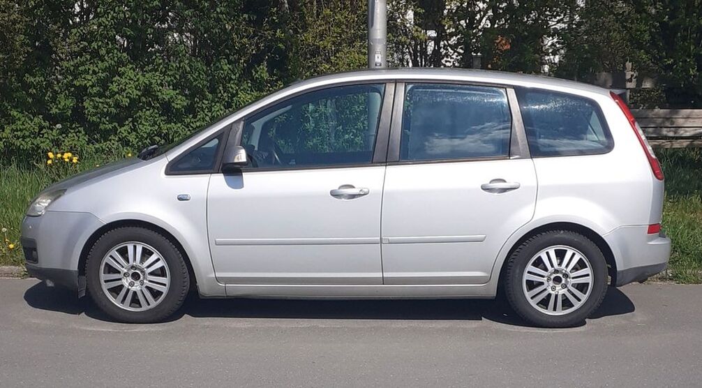 Ford C-Max 74.000 km 5.190 € Adelsdorf 91325