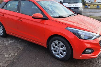 Hyundai i20 55.320 km 9.790 &euro; Lebach 66822