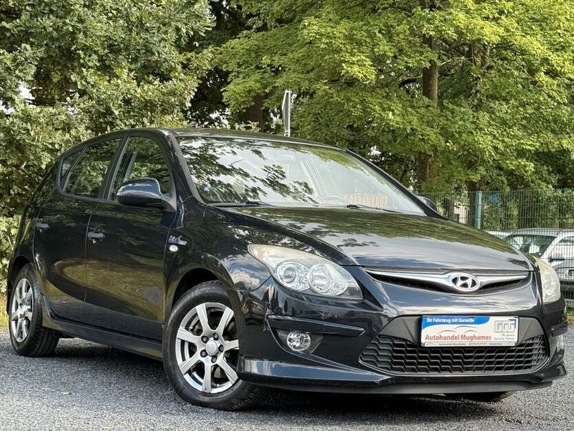 i30