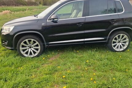 VW Tiguan 177.400 km 9.900 &euro; Hodenhagen 29693