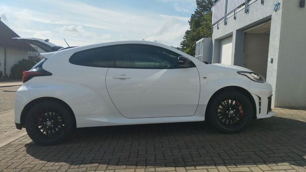 Yaris