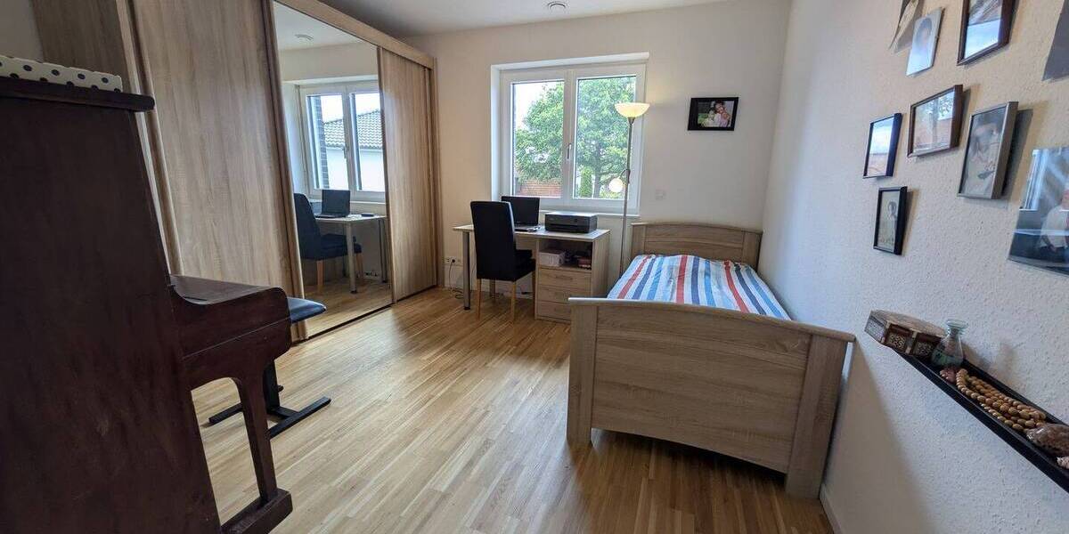 Etagenwohnung Celle Groß Hehlen - 4 Zimmer, 106 m&sup2;, 319.000&euro; | Angebot:25701874