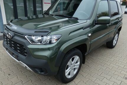 Lada Niva 37.000 km 15.990 &euro; Erfurt 99087