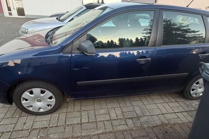 VW Polo 184.000 km 950 &euro; Dipperz 36160