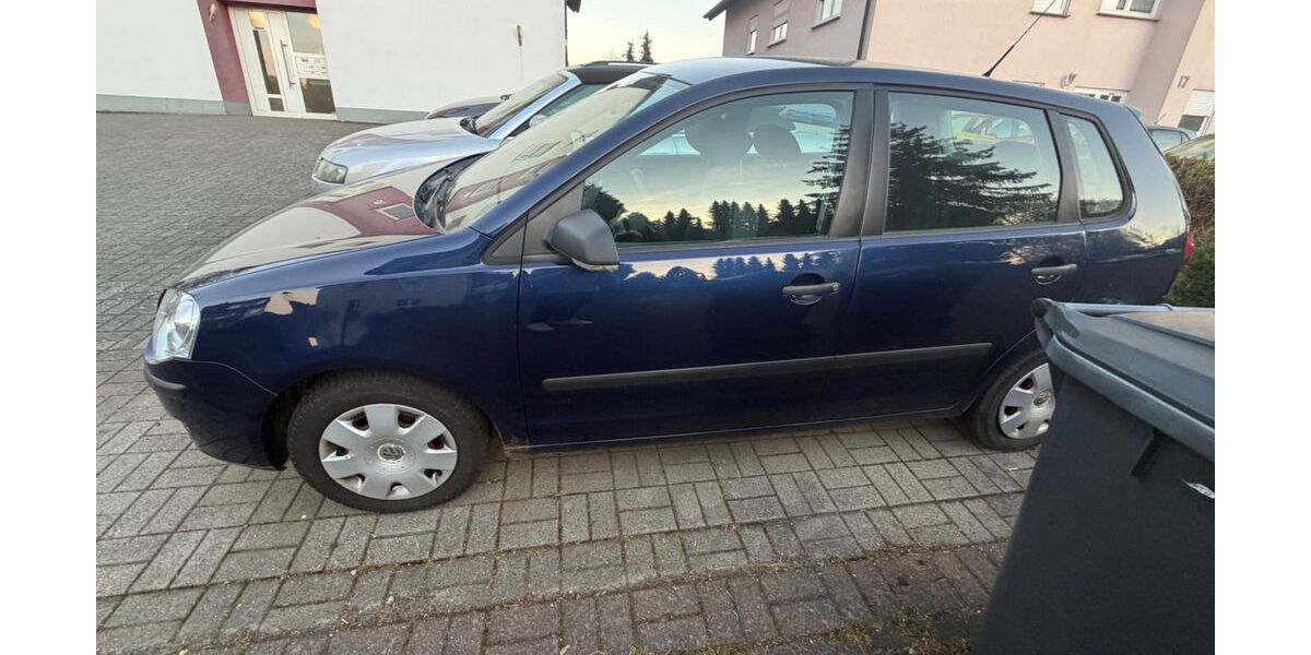 VW Polo 184.000 km 950 &euro; Dipperz 36160