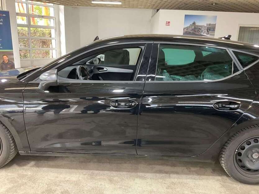 Seat Leon 64.055 km 15.000 € Aalen 73434
