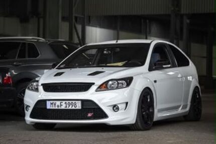 Ford Focus 99.000 km 15.000 &euro; Rüsselsheim 65428