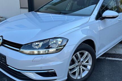 VW Golf 194.300 km 11.900 € Ulm 89075