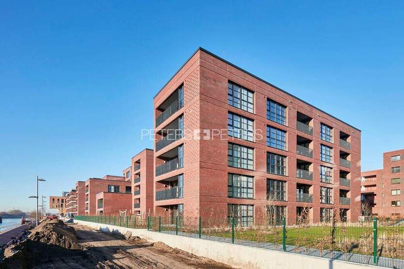 + Alleskönner mit Terrasse + 2 zimmer