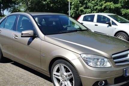 Mercedes-Benz C 250 202.348 km 7.200 &euro; Hamburg 22049
