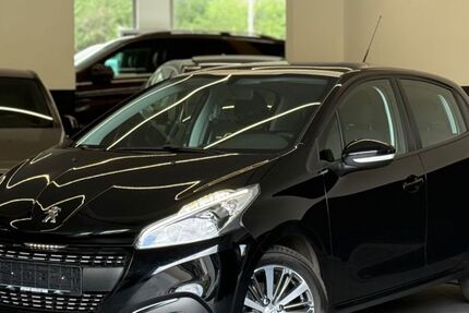 Peugeot 208 86.000 km 7.490 &euro; Alfter bei Bonn 53347
