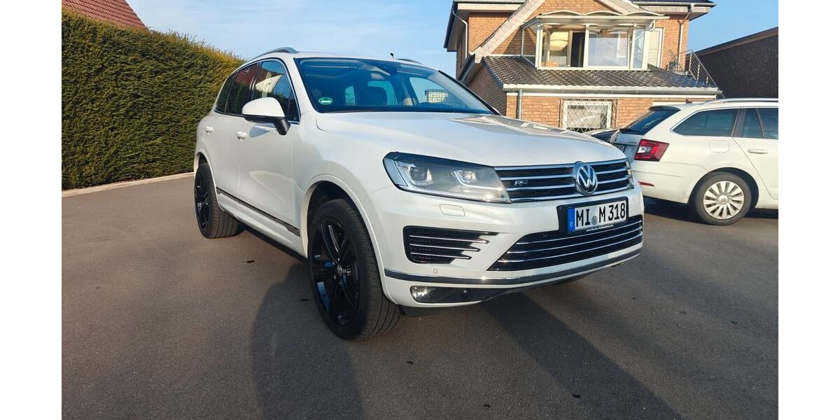 VW Touareg 141.436 km 26.490 &euro; Bad Oeynhausen 32549