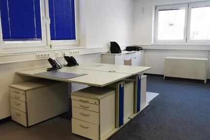 Deggendorf Zentrum: helle, großzügige Büroräume m. 4 Stellplätzen zimmer