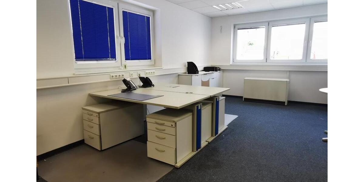 Deggendorf Zentrum: helle, großzügige Büroräume m. 4 Stellplätzen zimmer