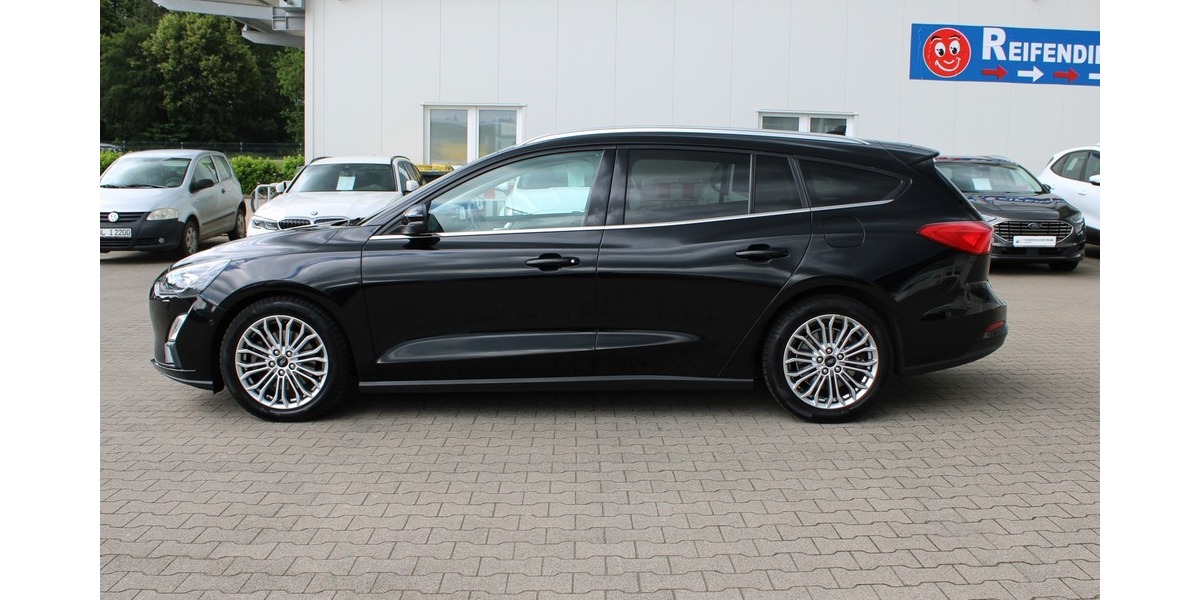 Ford Focus Titanium KLIMA/NAVI/SHZ/KAMERA/SPUR/ACC 134.213 km 10.990 &euro; Hatten 26209