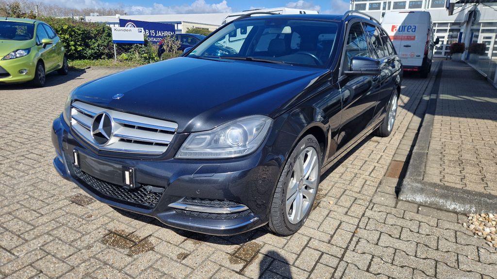 Mercedes-Benz C 250 248.523 km 8.950 &euro; Geilenkirchen 52511