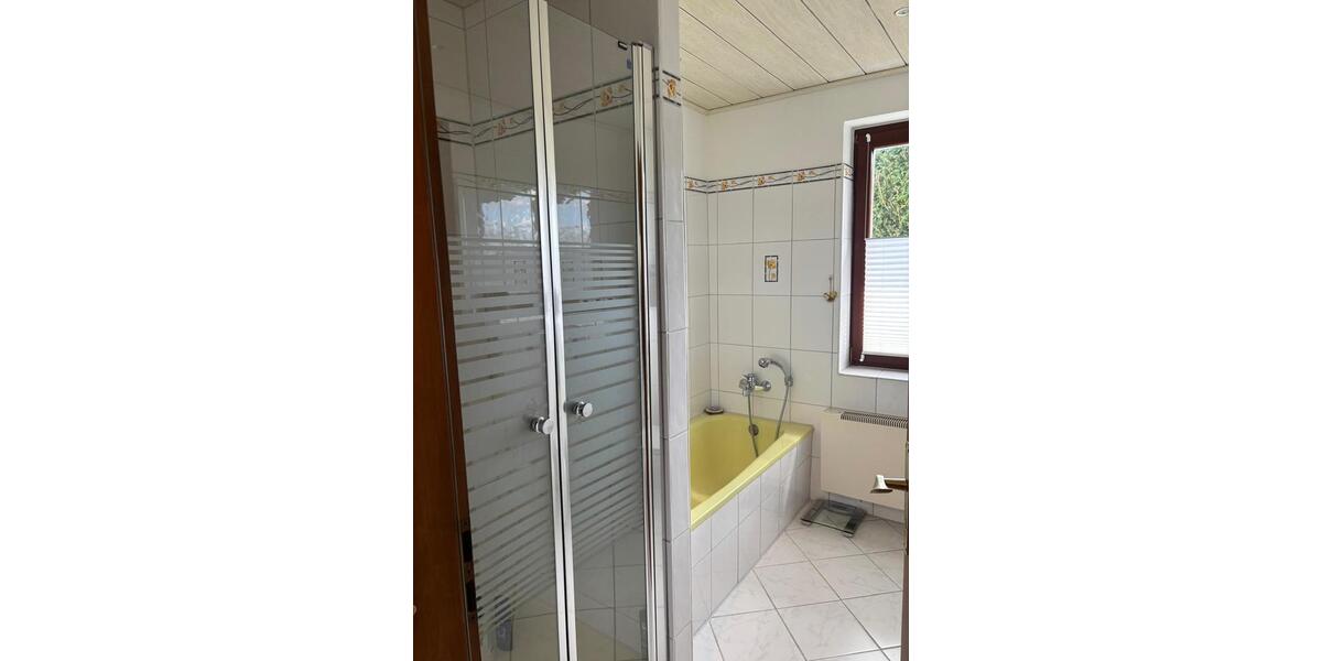 Mehrfamilienhaus, Wohnhaus Salzhemmendorf - 3 Zimmer, 130 m&sup2;, 990&euro; | Angebot:26122502