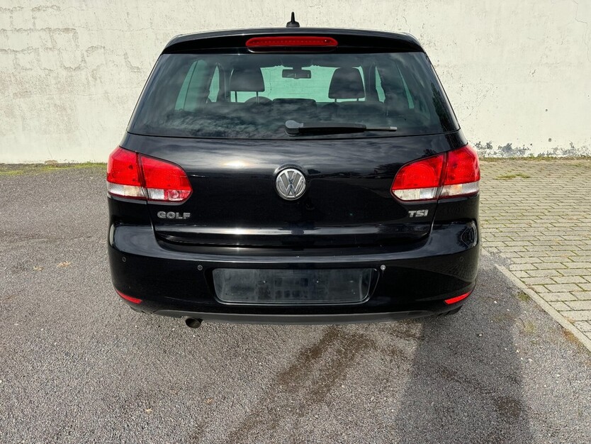 VW Golf 145.450 km 3.700 € Berlin 10178