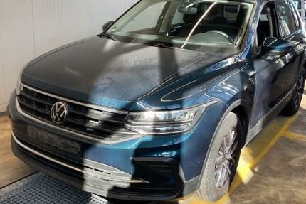 VW Tiguan 34.069 km 29.888 &euro; Hamburg 22761