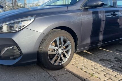 Hyundai i30 144.000 km 8.500 &euro; Saarlouis 66740