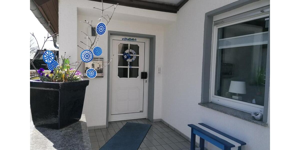 Bezugsfertige Immobilie mit sehr gepflegtem Grundstück 8 zimmer