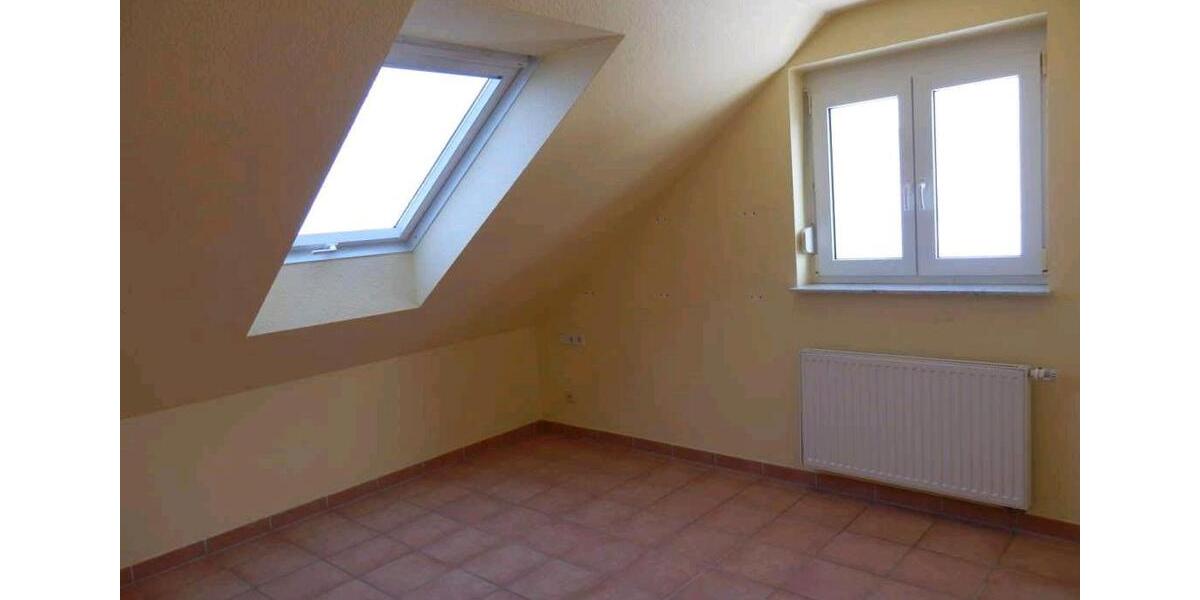 Etagenwohnung Weissach - 3 Zimmer, 85 m&sup2;, 1.300&euro; | Angebot:25477850