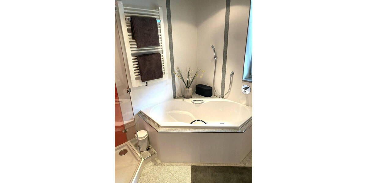Einfamilienhaus Billigheim - 4 Zimmer, 160 m&sup2;, 620.000&euro; | Angebot:26685861