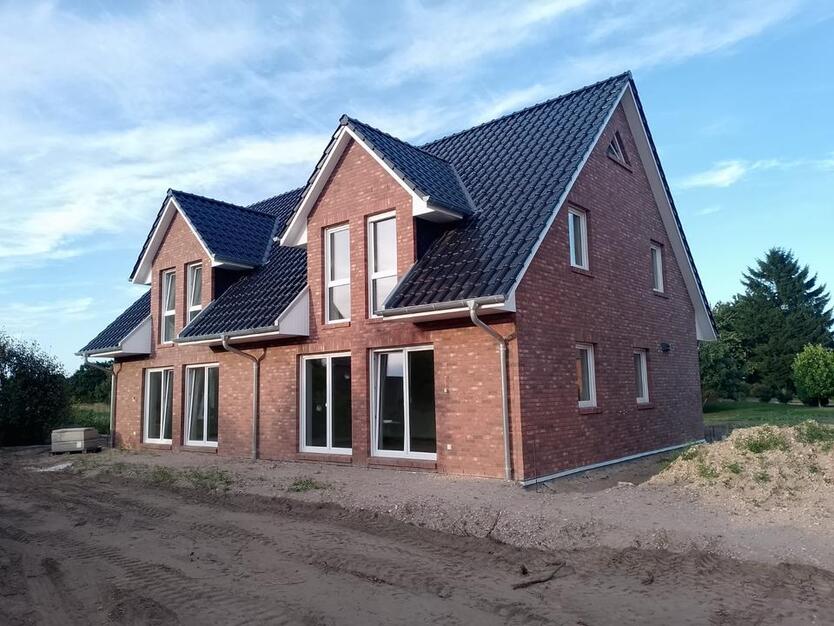 Doppelhaushälfte