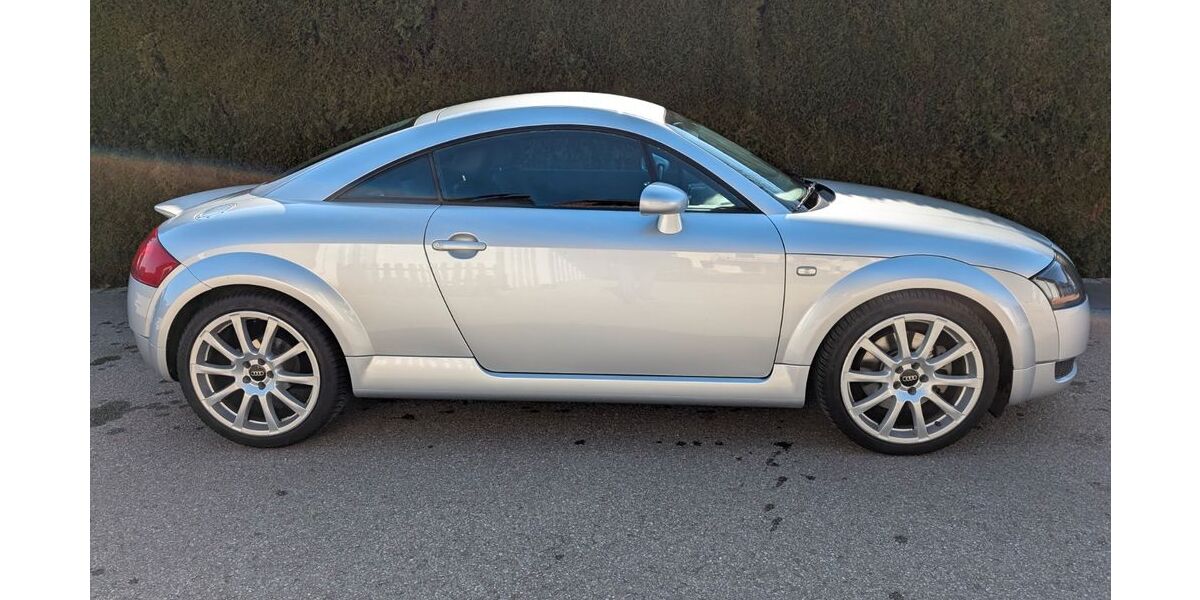 Audi TT 114.420 km 6.850 &euro; Tettnang 88069