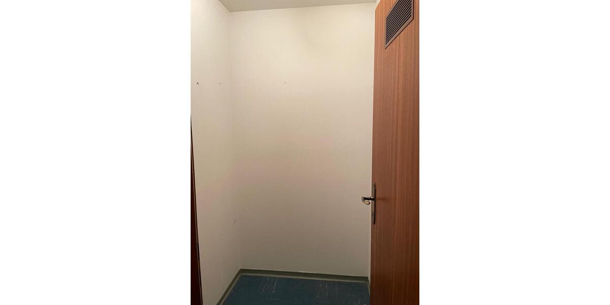 Etagenwohnung Reutlingen Reutlingen (Kernstadt) - 2 Zimmer, 63 m&sup2;, 830&euro; | Angebot:25046489