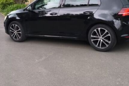 VW Golf 121.000 km 12.000 &euro; Schweinfurt 97421