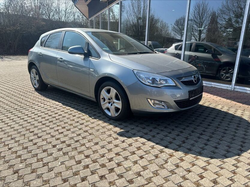 Opel Astra 186.705 km 4.490 € Göttingen 37081