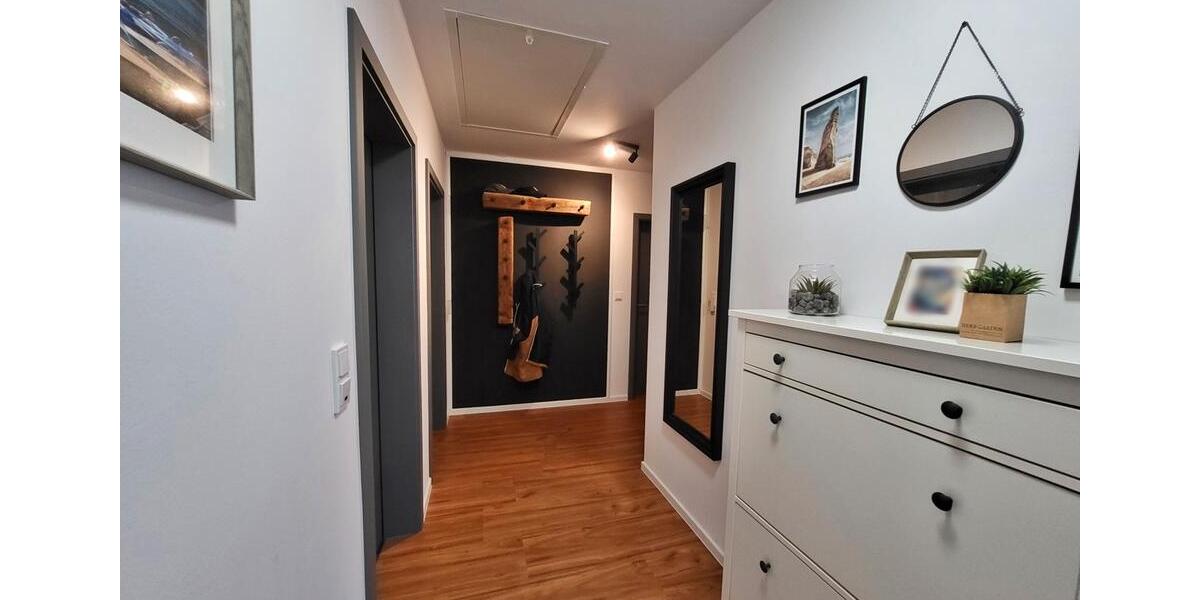 Dachgeschoßwohnung Uplengen - 2 Zimmer, 66 m&sup2;, 580&euro; | Angebot:25238564