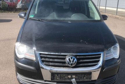 VW Touran 270.155 km 799 &euro; Freiburg 79102