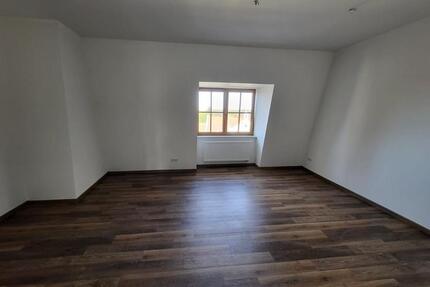 Wohnung Querfurt - 3 Zimmer, 99 m&sup2;, 750&euro; | Angebot:26335765