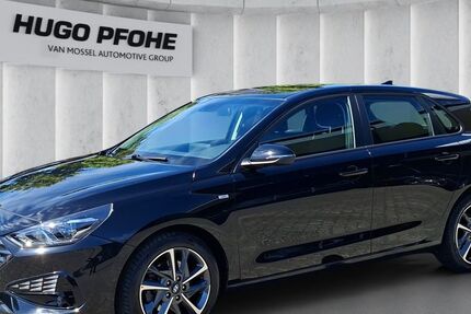 Hyundai i30 32.362 km 16.950 &euro; Lübeck 23554