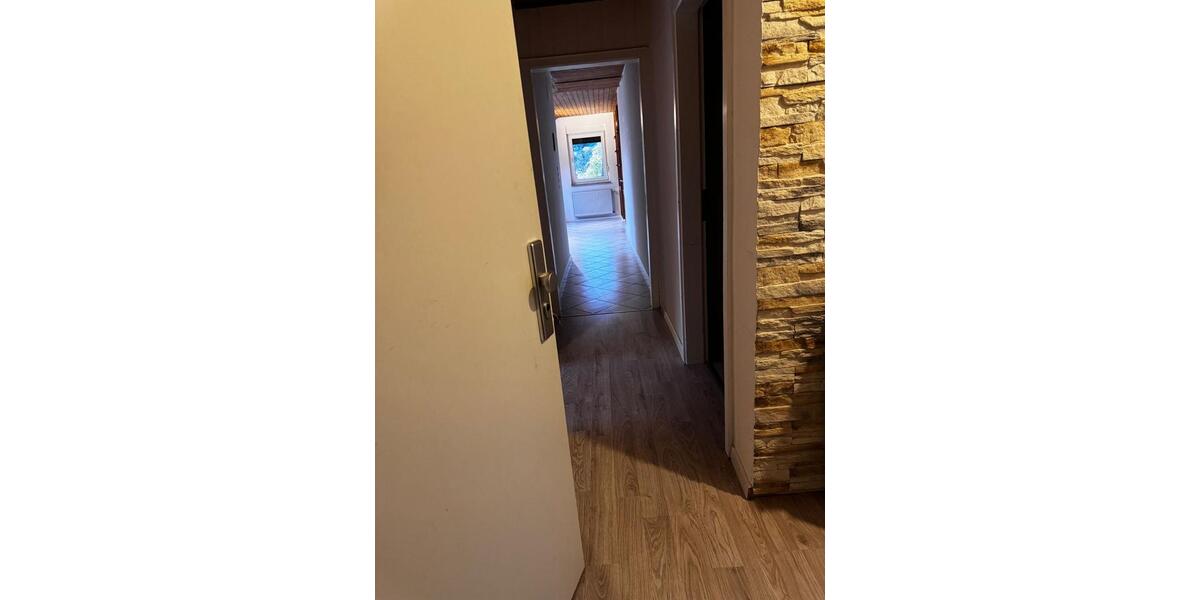 Dachgeschoßwohnung Miltenberg - 3.5 Zimmer, 78 m&sup2;, 780&euro; | Angebot:25300637