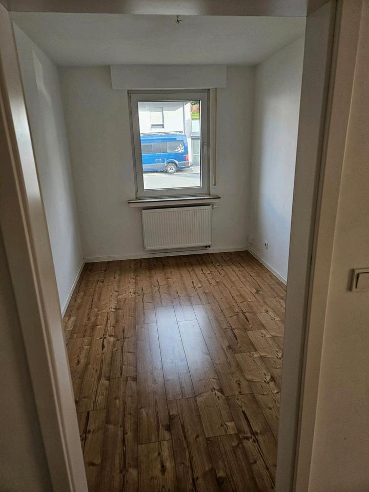 Schnäppchen! modernes Haus (8 Zimmer) zur Miete in Eschen zimmer