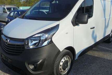 Opel Vivaro 184.000 km 8.990 &euro; Gersthofen 86368