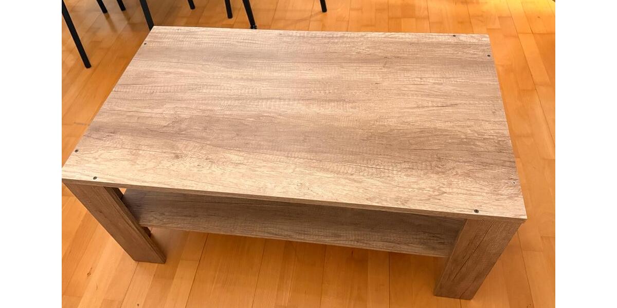 Etagenwohnung Reutlingen - 1 Zimmer, 100 m&sup2;, 30&euro; | Angebot:25286357