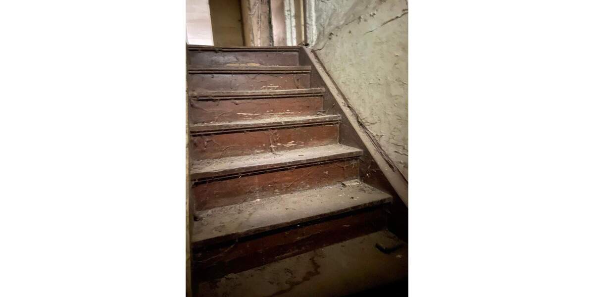 Mehrfamilienhaus, Wohnhaus Kaiserpfalz Wendelstein - 2 Zimmer, 400 m&sup2;, 150.000&euro; | Angebot:26878663