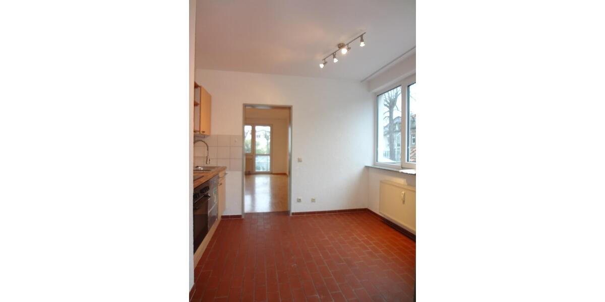 2 ZKBB* KFZ-Stell* max. 1 Pers* kl. EBK* Wannenbad* Parketboden* S-W BalkonLoggia* DA-Bessungerstr. - Etagenwohnung Darmstadt / Bessungen Bessungen | Angebot:27092927