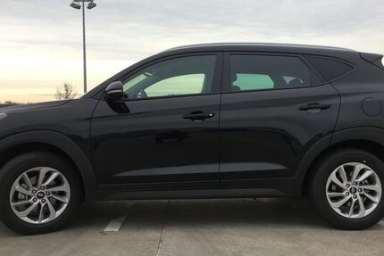 Hyundai TUCSON 81.600 km 16.900 &euro; Falkensee 14612