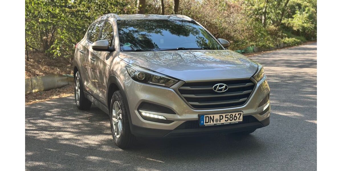 Hyundai TUCSON 125.000 km 14.500 &euro; Düren 52355