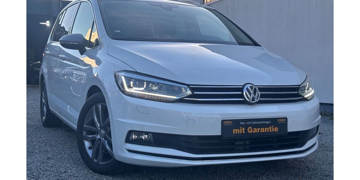 VW Touran 160.000 km 15.900 &euro; Kiel 24145