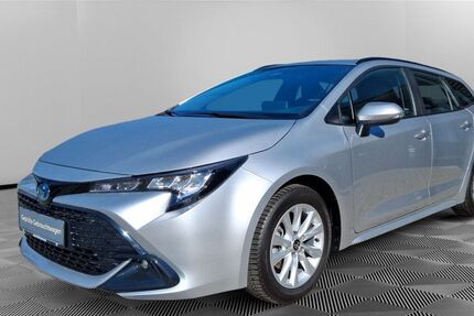 Toyota Corolla 34.200 km 25.640 &euro; Greifswald 17489