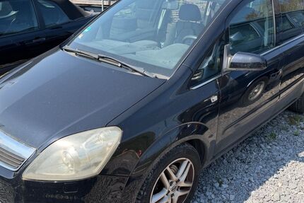 Opel Zafira 157.500 km 1.799 &euro; Düsseldorf 40231