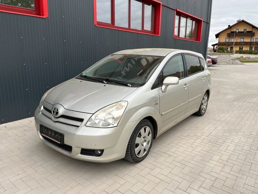 Corolla Verso
