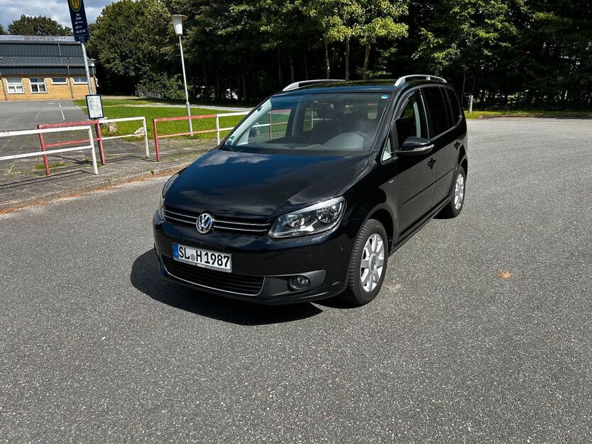 VW Touran 176.000 km 9.500 € Tolk 24894