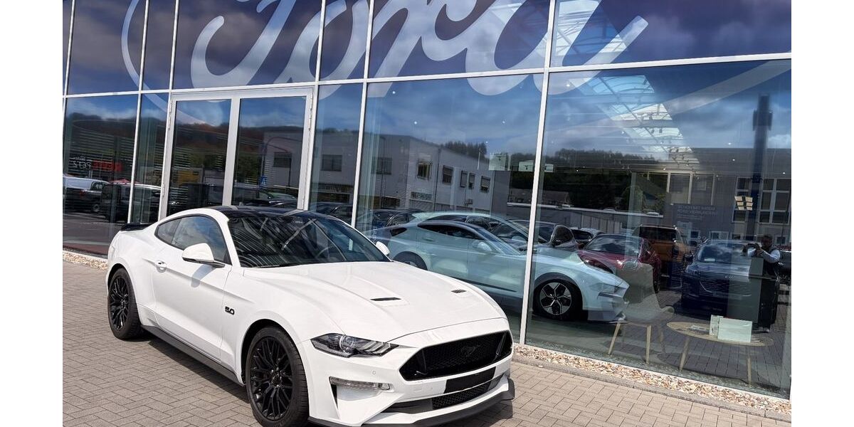 Ford Mustang 2.875 km 46.450 &euro; Hennef (Sieg) 53773